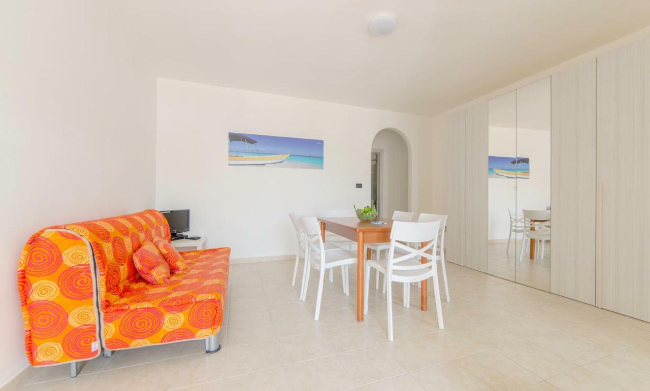 Spiaggia Bianca Apartments 托雷瓦多 外观 照片